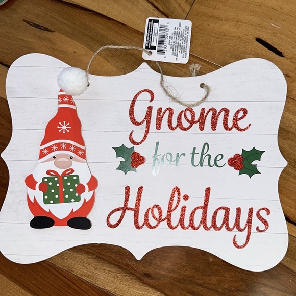 NWT- GLITTER GNOME CHRISTMAS DECORATIONS x4 BUNDLE - Picture 5 of 10